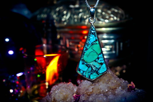 Haunted Warlock Wealth Amulet! MERLIN Djinn Witchcraft Spells of Extreme Money, Elite Wealth, Success and Power! Boost IQ! Law of Attraction!