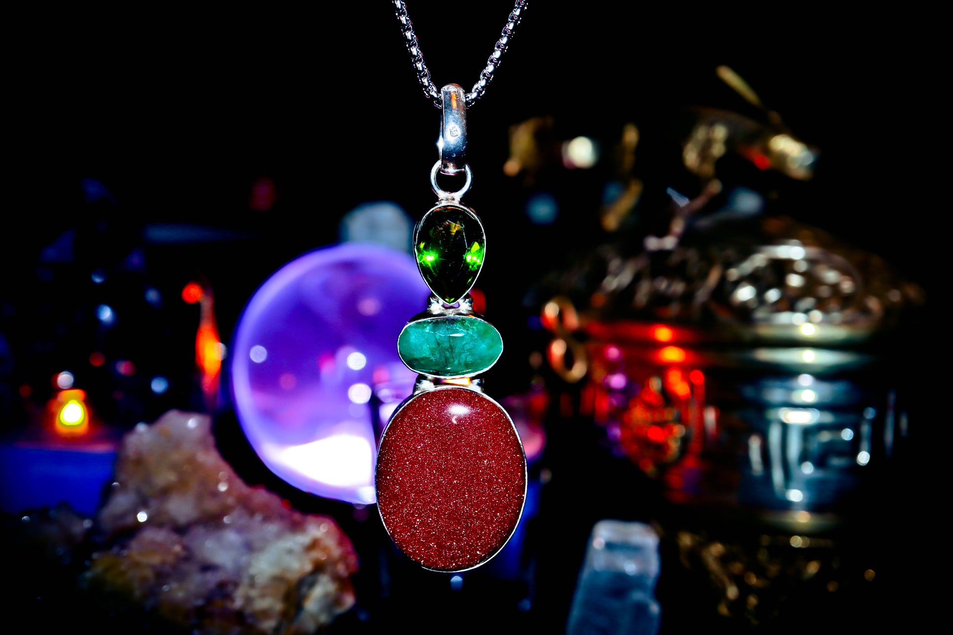 Haunted Famous Witch Haunted Phylum Genie Priestess Jinniyah Djinn of Luxury Wealth! Money and Riches! Pagan Magick New Age Witchcraft Occult Magic Spells Spirits Pendant