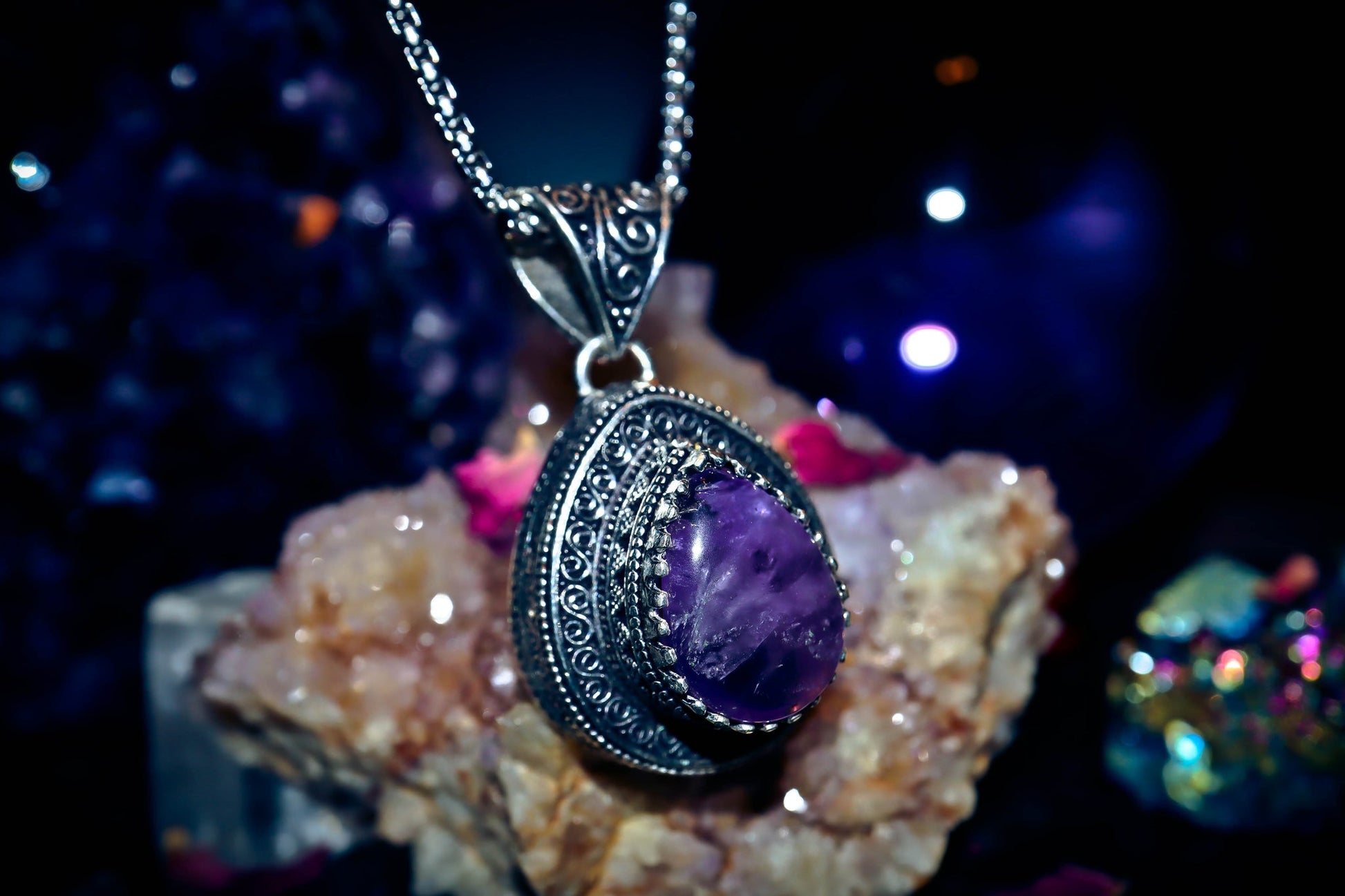 ATHENA Haunted Djinn Pendant of Wishes, Wealth, Abundance, Good Fortune, Love and Healing!