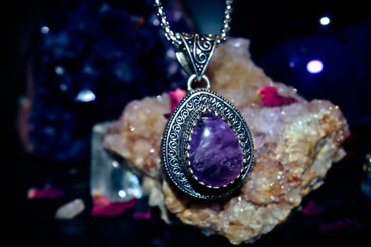 ATHENA Haunted Djinn Pendant of Wealth, Abundance, Good Fortune, Love and Healing!