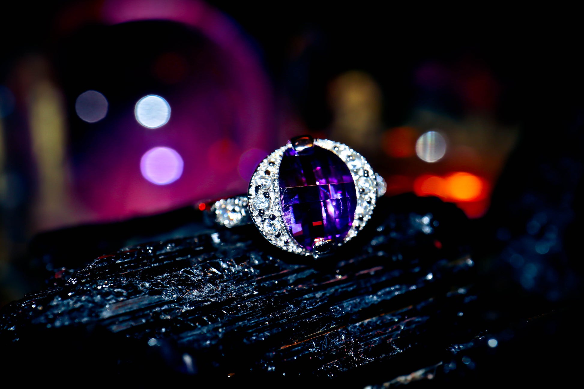 Haunted Phylum Genie Priestess of Luxury and Wealth Spell Ring Witchcraft Talisman!