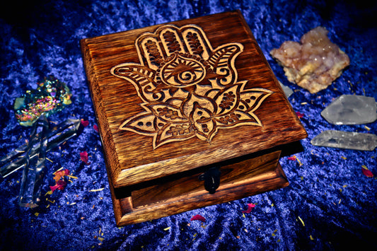 ** HAMSA DJINN CHARGING BOX ** EVIL EYE PROTECTION! AMPLIFY THE MAGICK OF YOUR HAUNTED ITEMS!