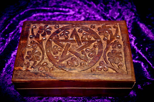 ** SPELL BOX ** SACRED CHARGING BOX PORTAL CHEST! **RARE** Haunted Wiccan Pagan Occult Box! *** Amplify The Power of Any Metaphysical Item x10! Gain Wealth & Wishes! $$$ ~ 4x6 Inches