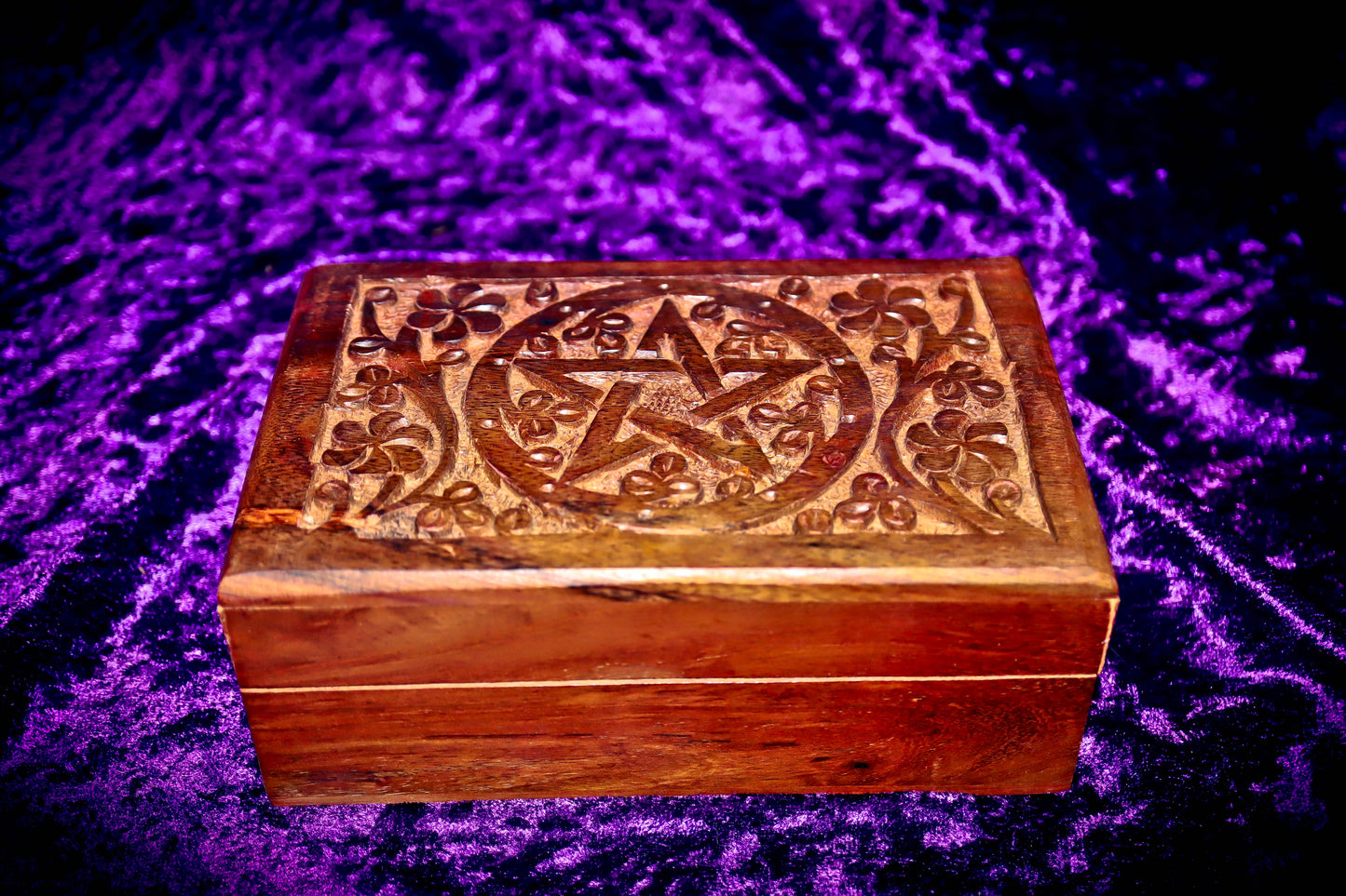 ** SPELL BOX ** SACRED CHARGING BOX PORTAL CHEST! **RARE** Haunted Wiccan Pagan Occult Box! *** Amplify The Power of Any Metaphysical Item x10! Gain Wealth & Wishes! $$$ ~ 4x6 Inches